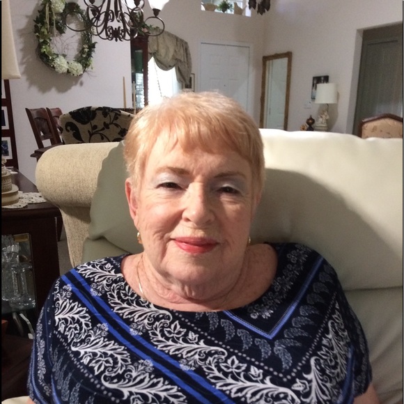 Meet your Posher, Geri - Picture 1 of 1